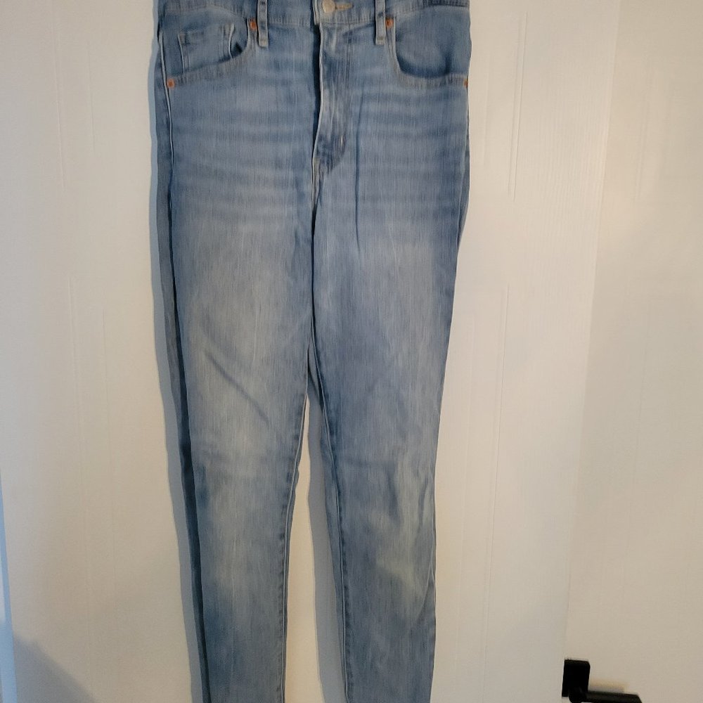 Levis Skinny Jeans - worn once